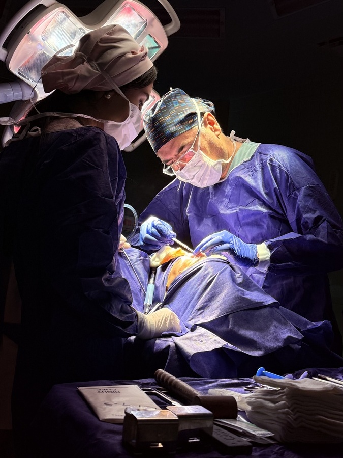 دکتر حامد عباسی