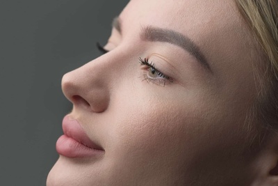 پل بینی چیست؟ از انواع پل بینی تا روش‌های اصلاح و ترمیم