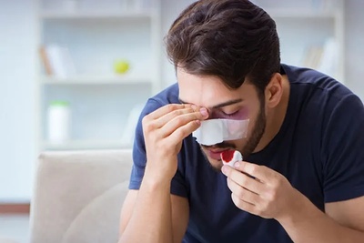 علت عفونت بینی بعد از جراحی چیست و چگونه درمان می‌شود؟