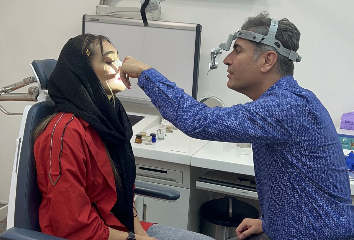 نقش تجربه جراح در کاهش کبودی