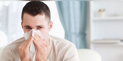علت آبریزش بینی چیست و چگونه آن را درمان کنیم؟
